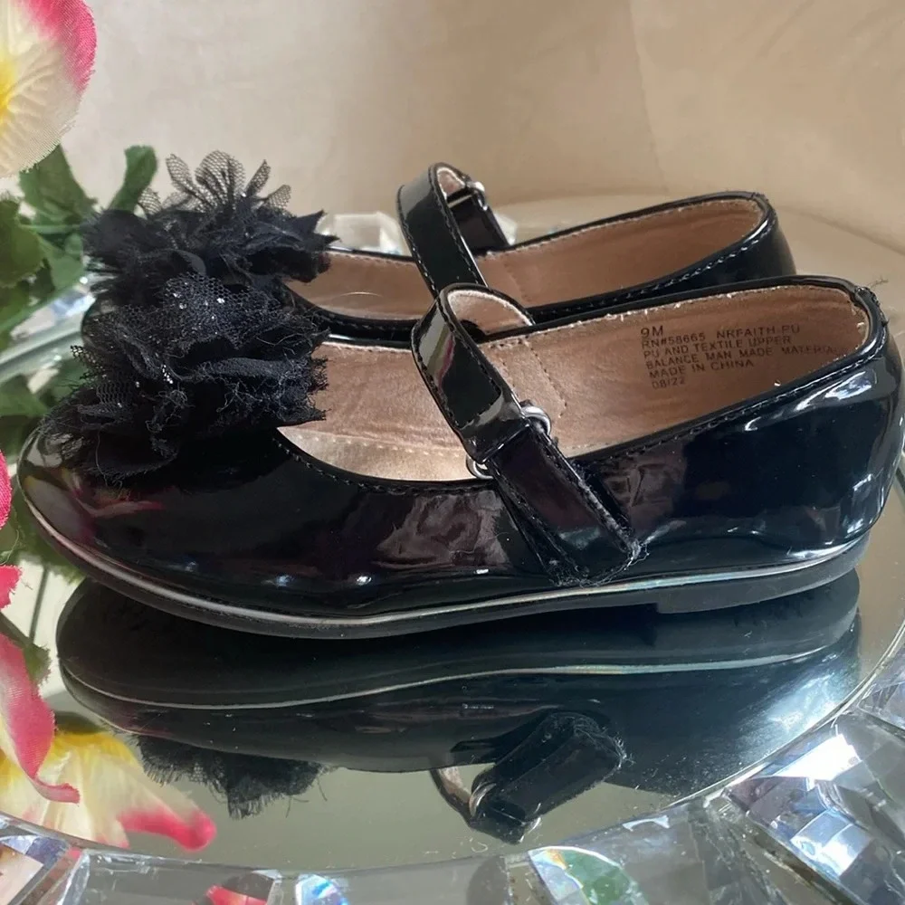 Black Patent Leather Mary Hanes With Embellished Mesh Flower 9M